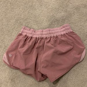 Lulu lemon hotty hot short